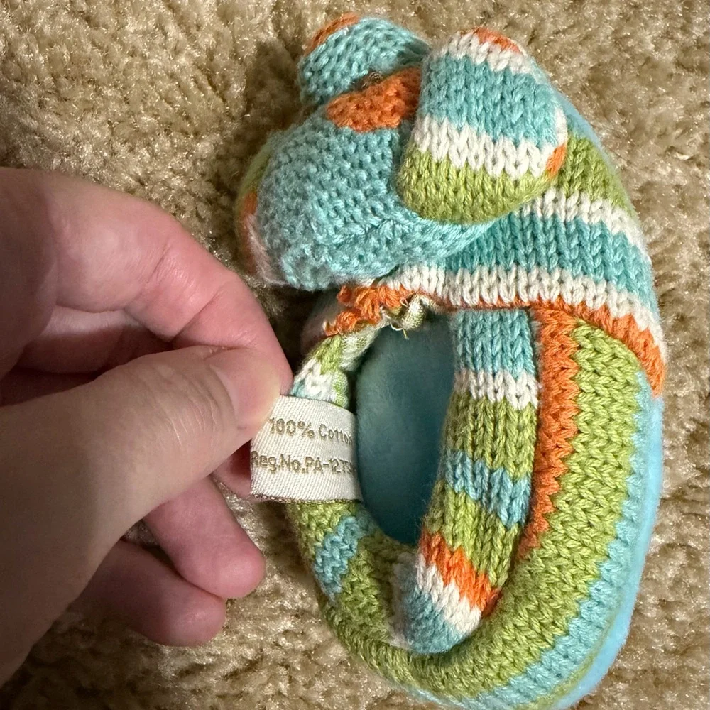Knitted/Fleece 0-3 Months Dog Rattle Slippers